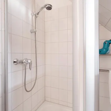 Apartment Kapitaenshaus Nr 14 Laboe