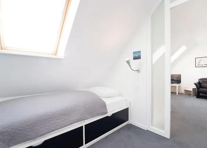 Kapitaenshaus Nr 14 * Laboe